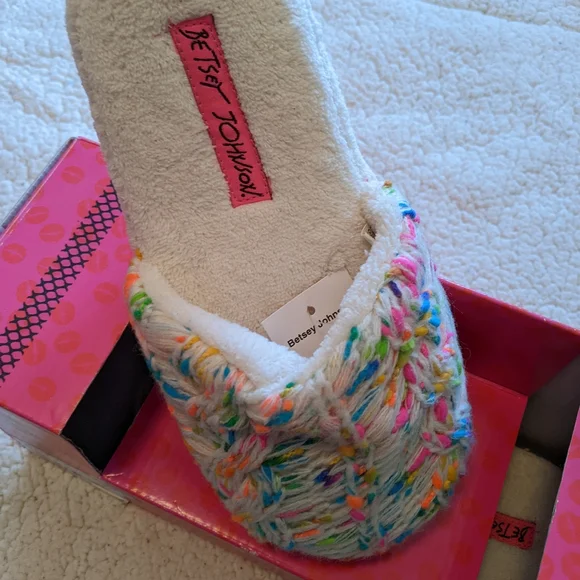 Betsey Johnson Slippers - Picture 3 of 6